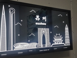 激光内雕玻璃技术的定制灵活性为个人和商业提供了创作和营销的机
