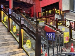 玻璃制品焕发新生：激光内雕技术的崭新时代