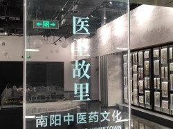 跨文化之光：激光内雕玻璃艺术的文化融合与创新