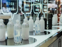 IPSA展柜形象玻璃